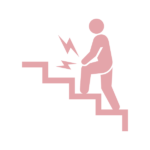 膝痛で階段が辛いシルエット